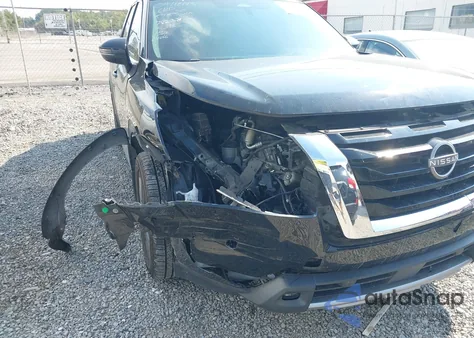 2022 Nissan Pathfinder Sl 2Wd z USA, uszkodzony, nr VIN 5N1DR3CB3NC205755